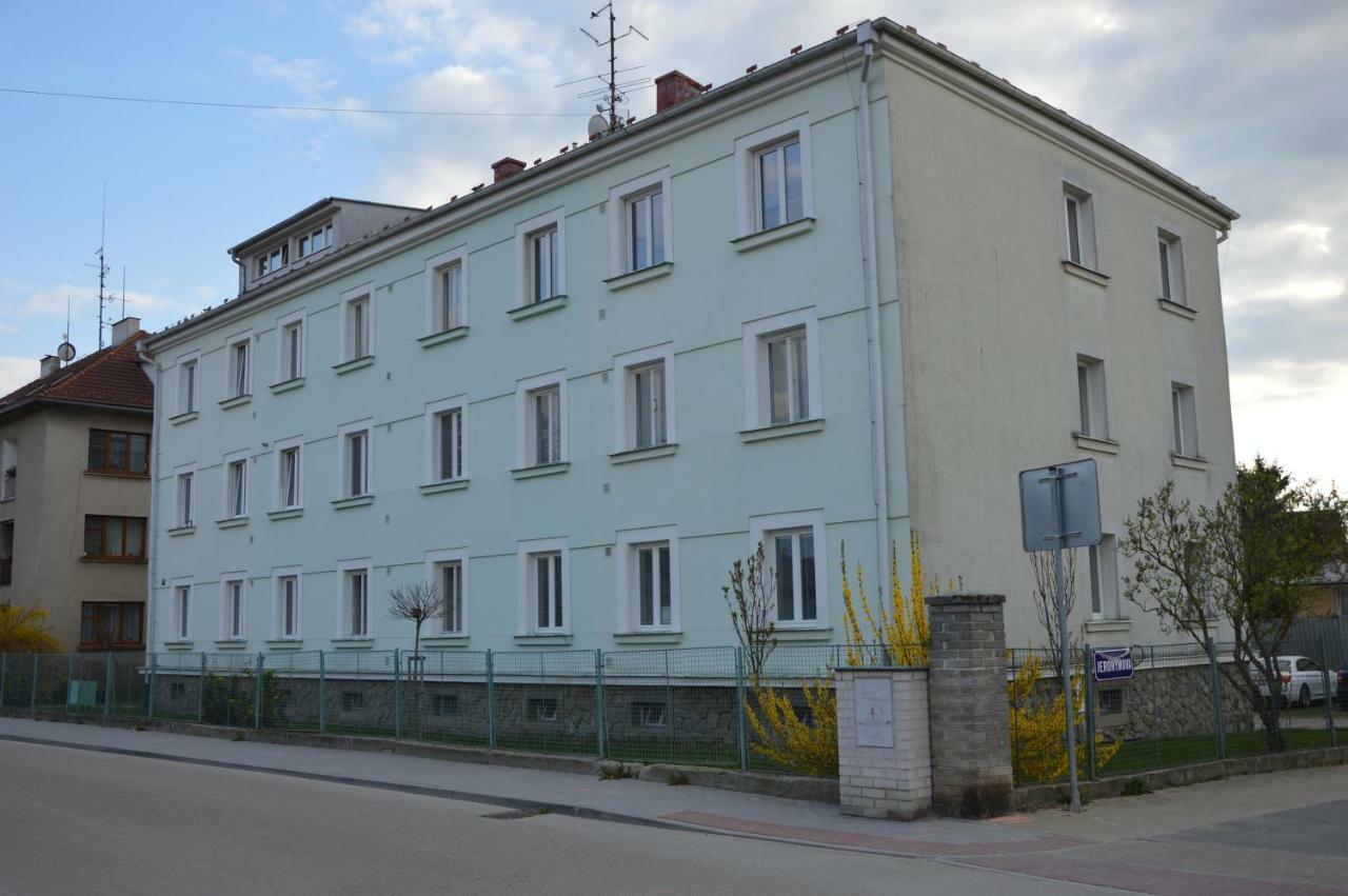 Apartmanovy Byt Třeboň מראה חיצוני תמונה